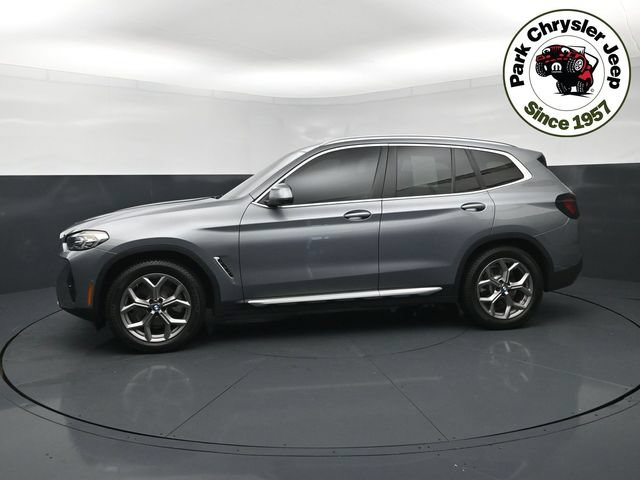 Used 2023 BMW X3 xDrive30i AWD/4WD image 2