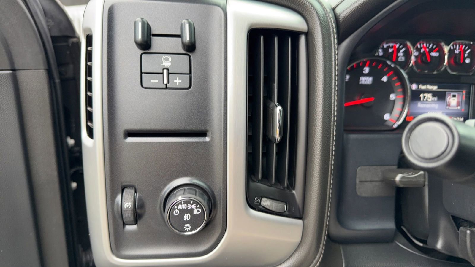 Used 2016 GMC Sierra 1500 SLE w/ Texas SLE Value Package image 22