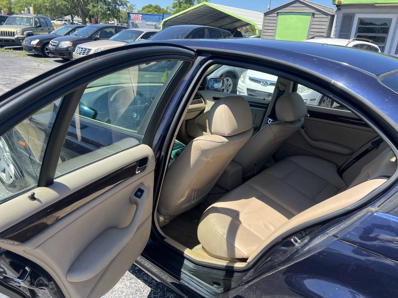Used 2000 BMW 323i Sedan RWD image 10