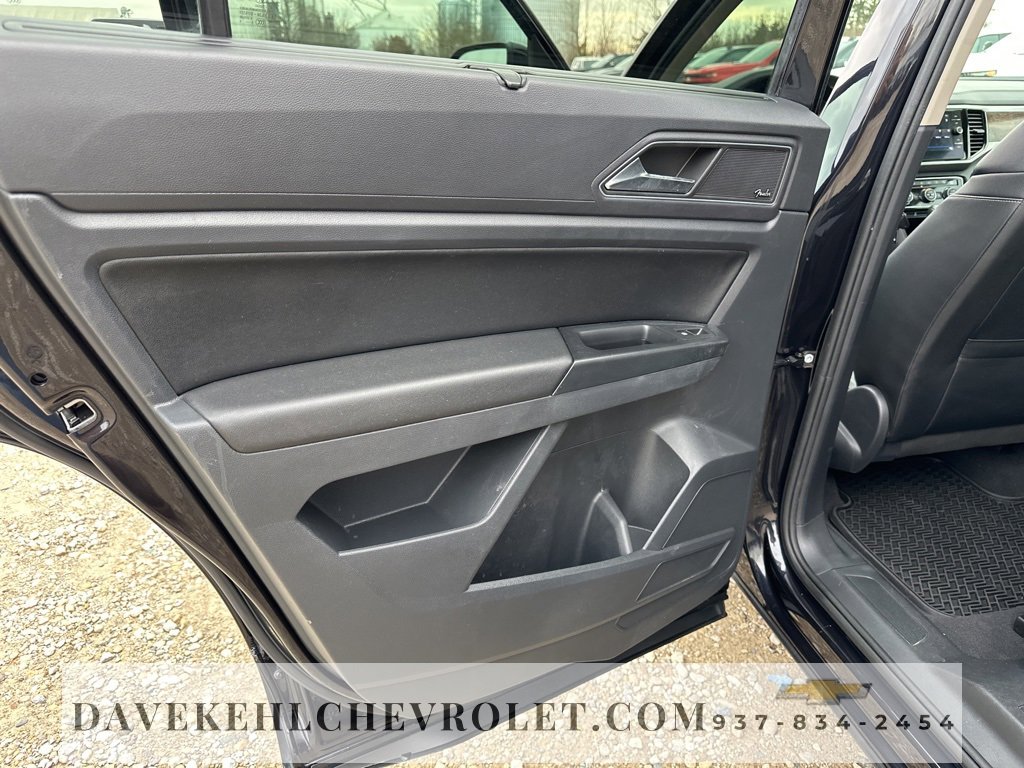 Used 2019 Volkswagen Atlas SEL Premium image 18