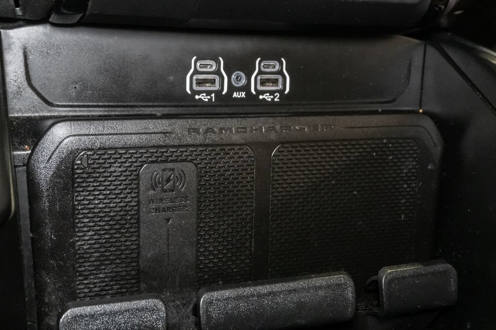 Used 2025 RAM 1500 Big Horn AWD/4WD image 23