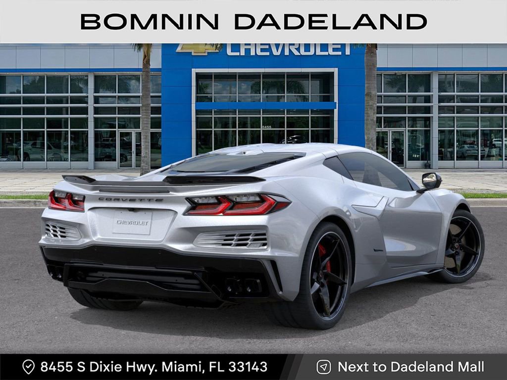 New 2026 Chevrolet Corvette E-Ray image 4