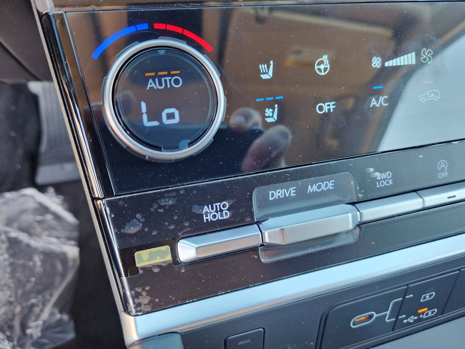 New 2026 Hyundai Santa Fe Limited AWD/4WD image 14
