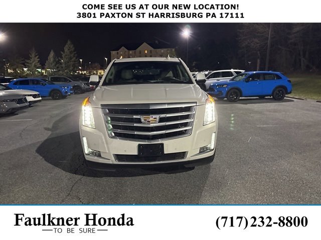 Used 2017 Cadillac Escalade Premium Luxury image 1