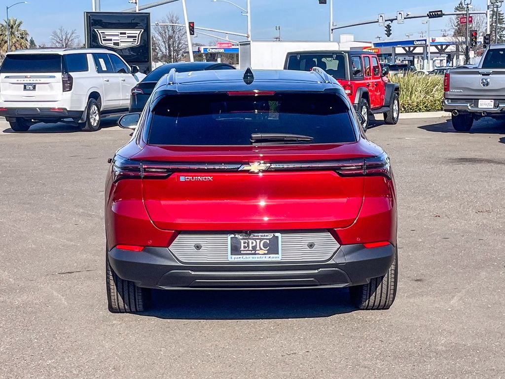 New 2026 Chevrolet Equinox EV LT image 3