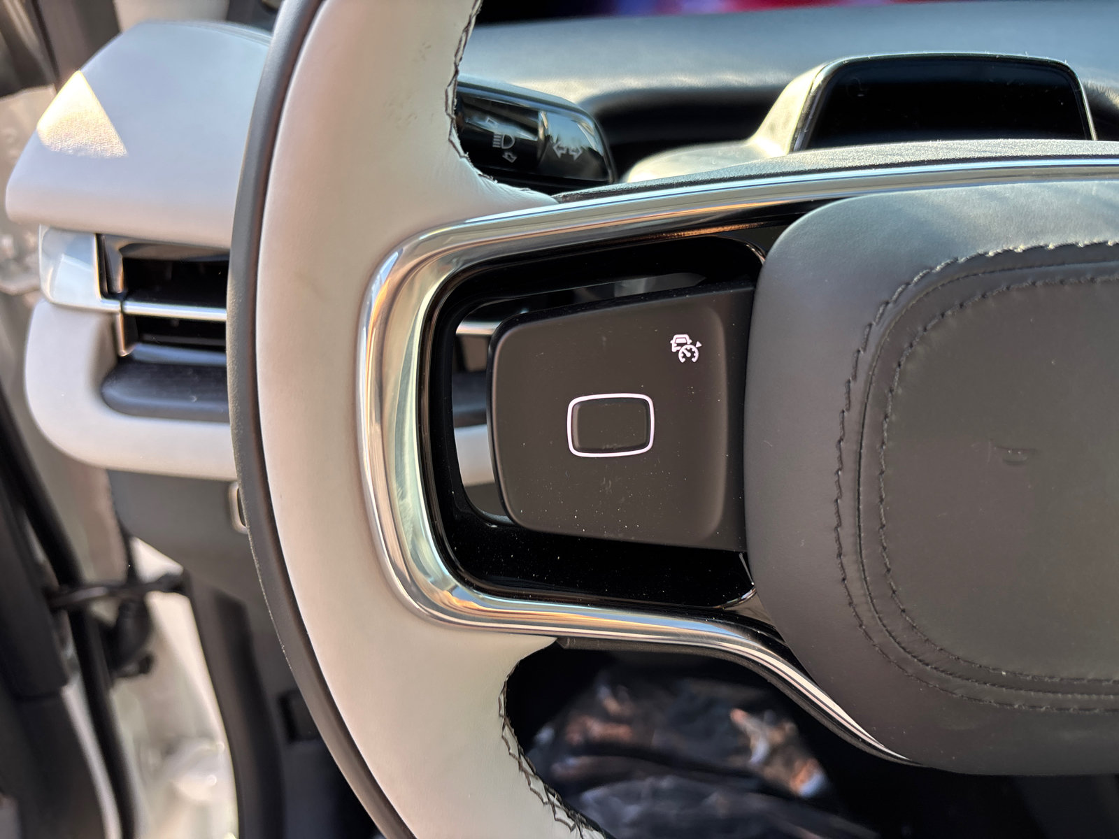 New 2027 Lincoln Navigator L Black Label w/ Black Label Special Edition AWD/4WD image 16