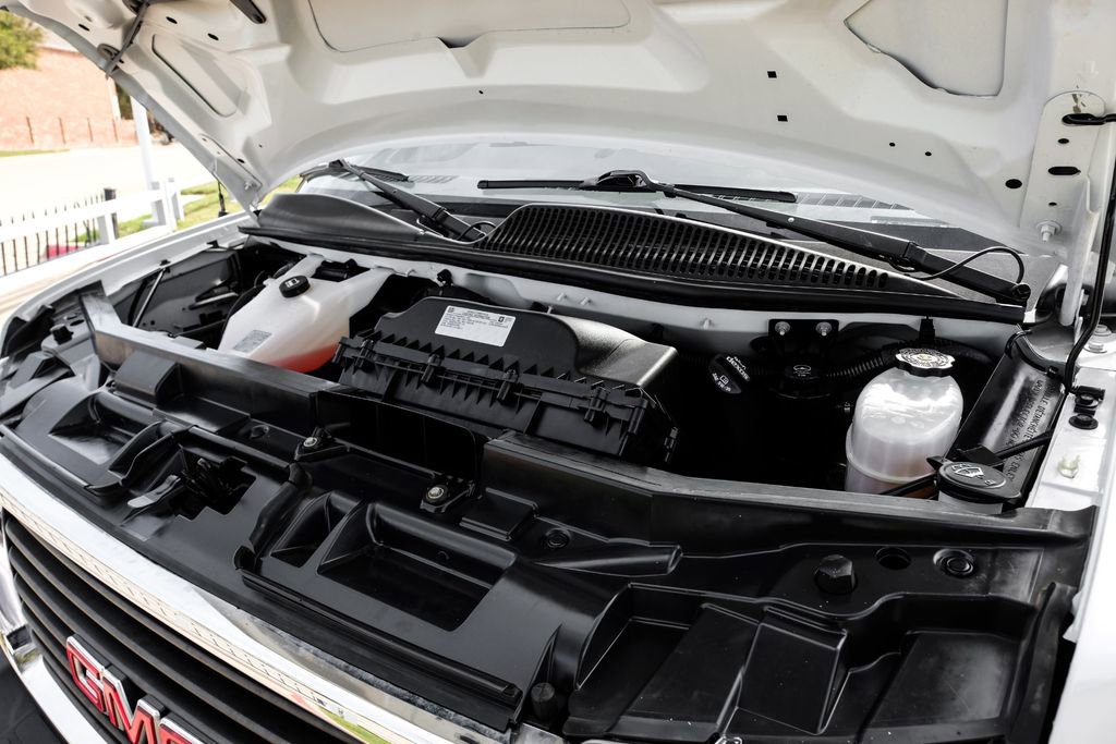 Used 2021 GMC Savana 2500 w/ Driver Convenience Package image 40