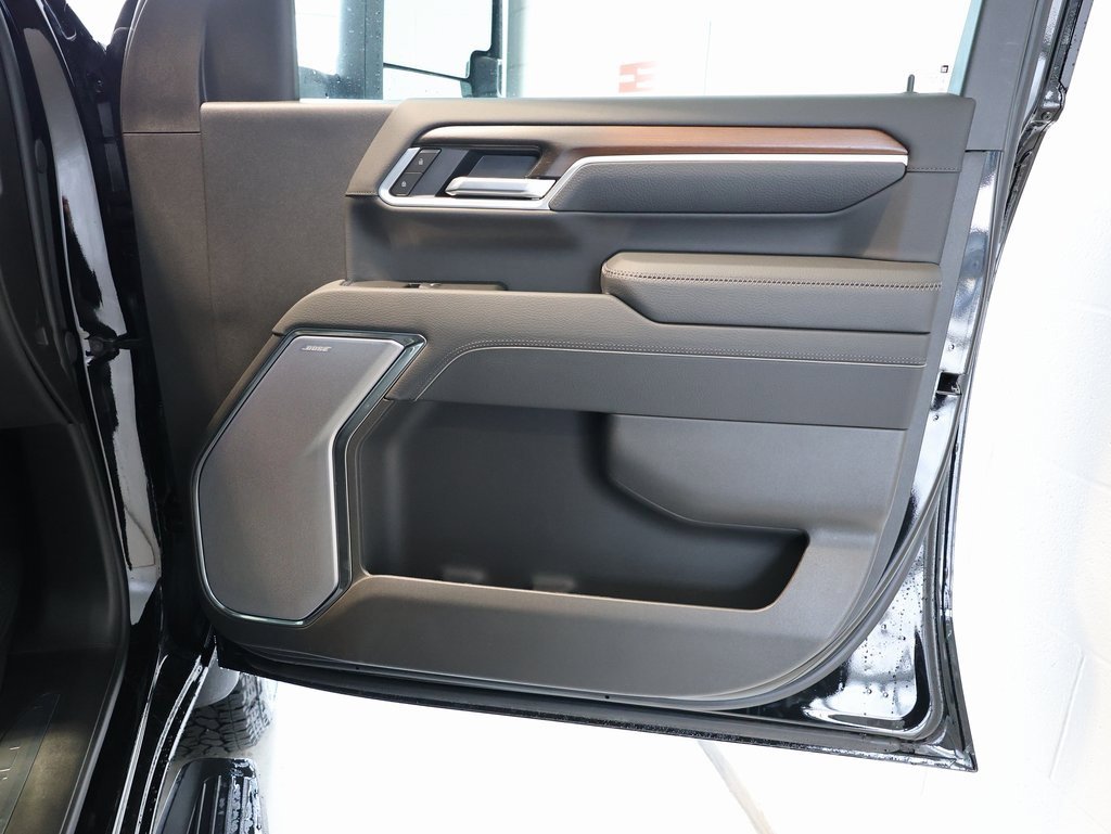 New 2026 GMC Sierra 3500 Denali w/ Denali Reserve Package image 43
