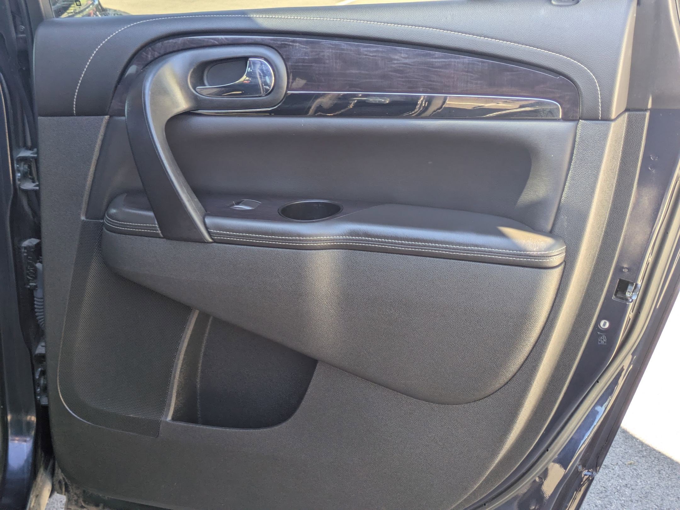 Used 2017 Buick Enclave Leather image 26