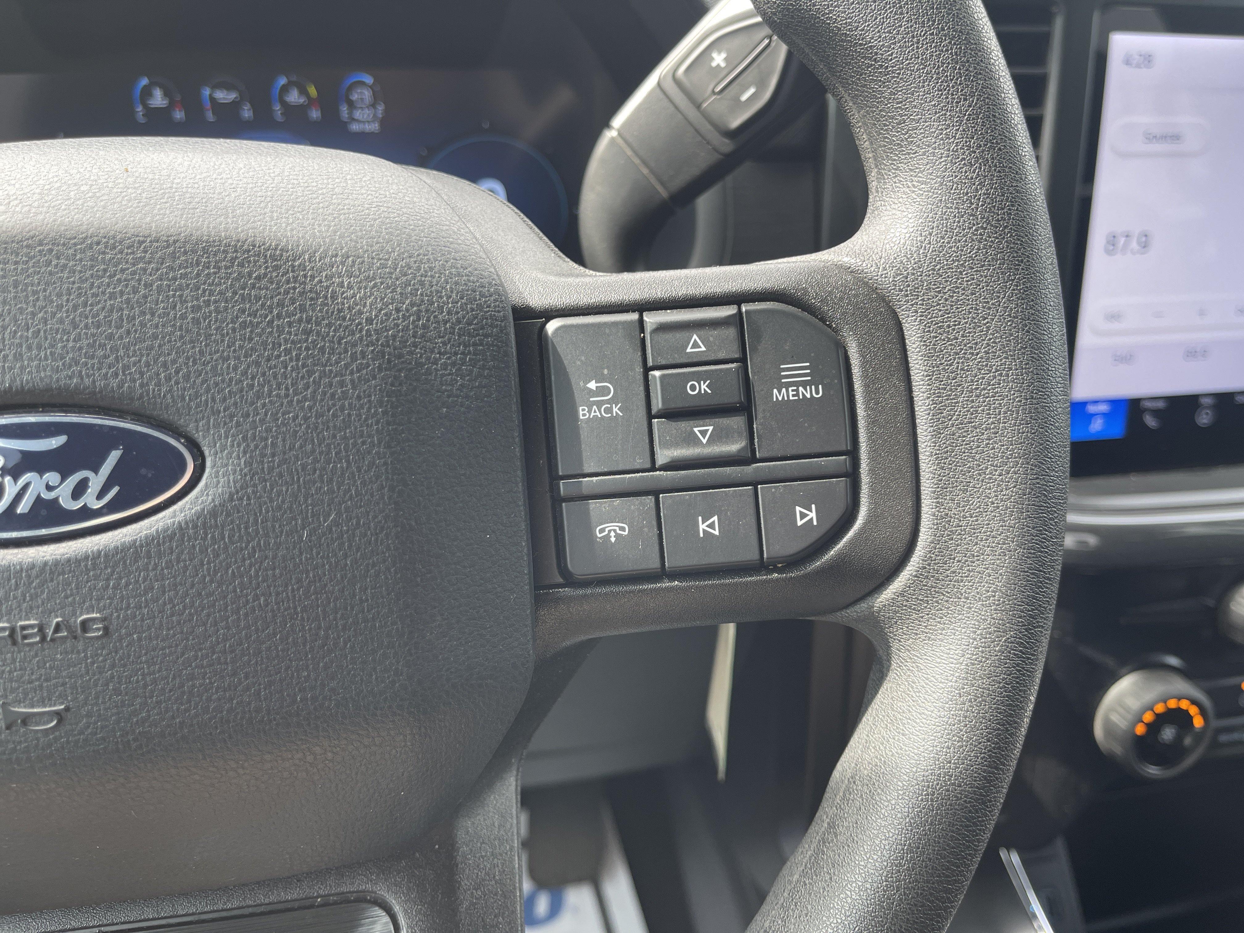 Used 2024 Ford F150 STX RWD image 17