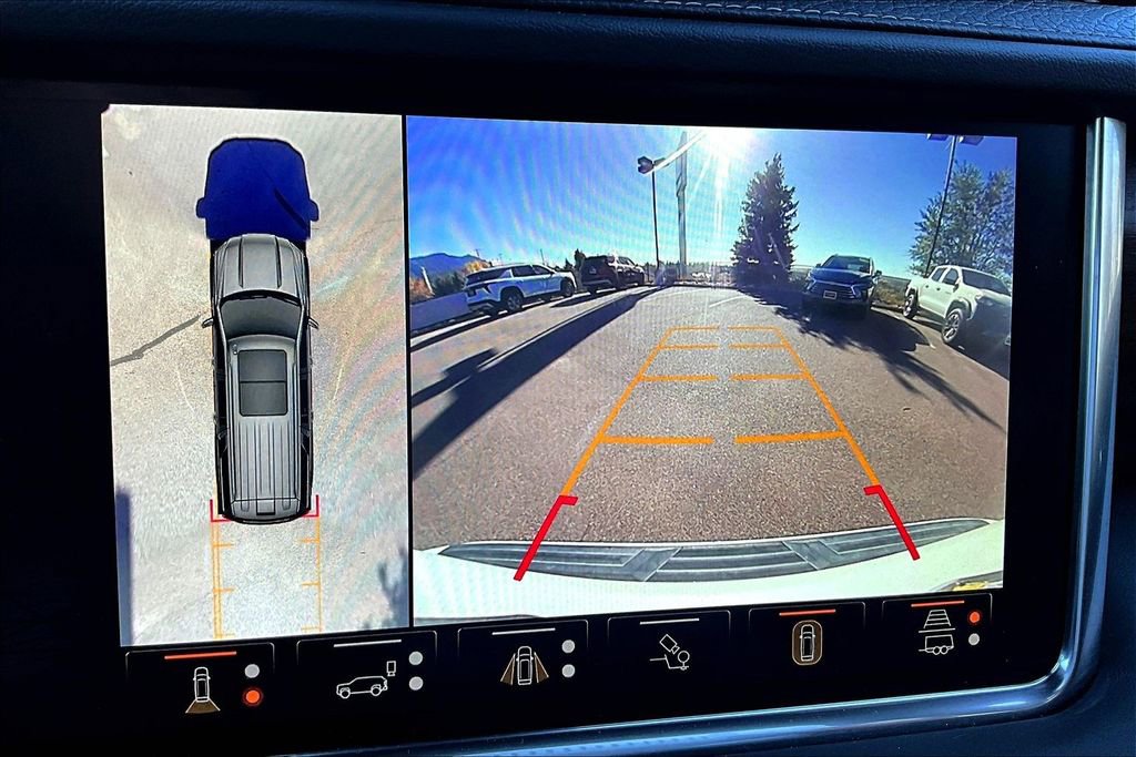 Used 2023 GMC Yukon Denali Ultimate image 23