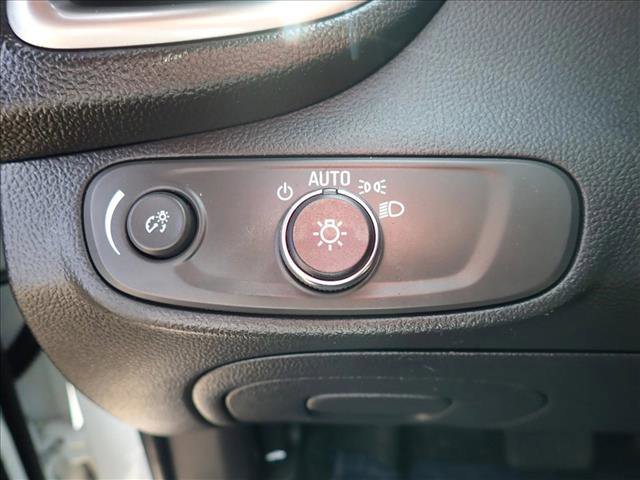 Used 2022 Chevrolet Trax LT w/ Driver Confidence Package image 14