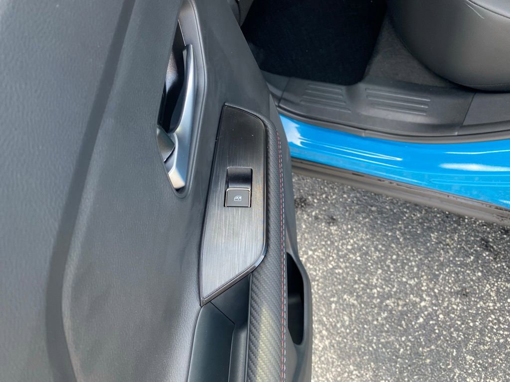 New 2025 Nissan Kicks SR image 16