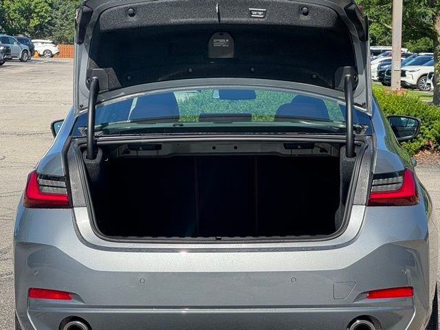 Certified 2025 BMW 330i xDrive Sedan image 10