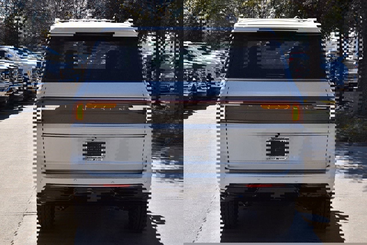 New 2026 Lincoln Navigator L Black Label image 8