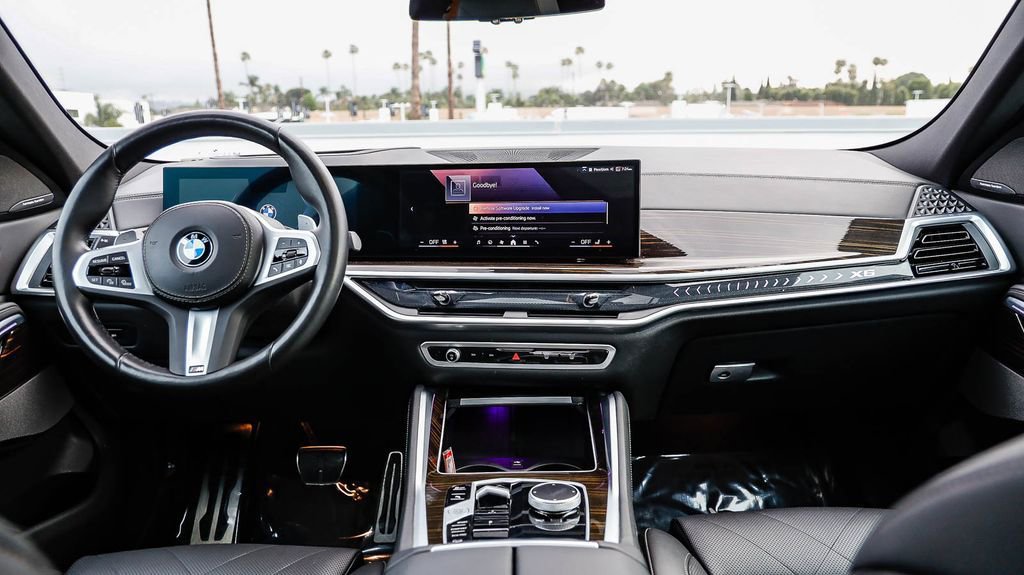 Used 2024 BMW X6 xDrive40i image 15