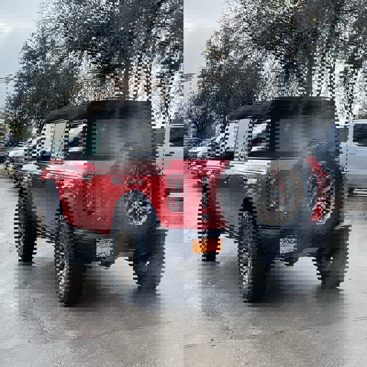 Used 2023 Ford Bronco Badlands image 4