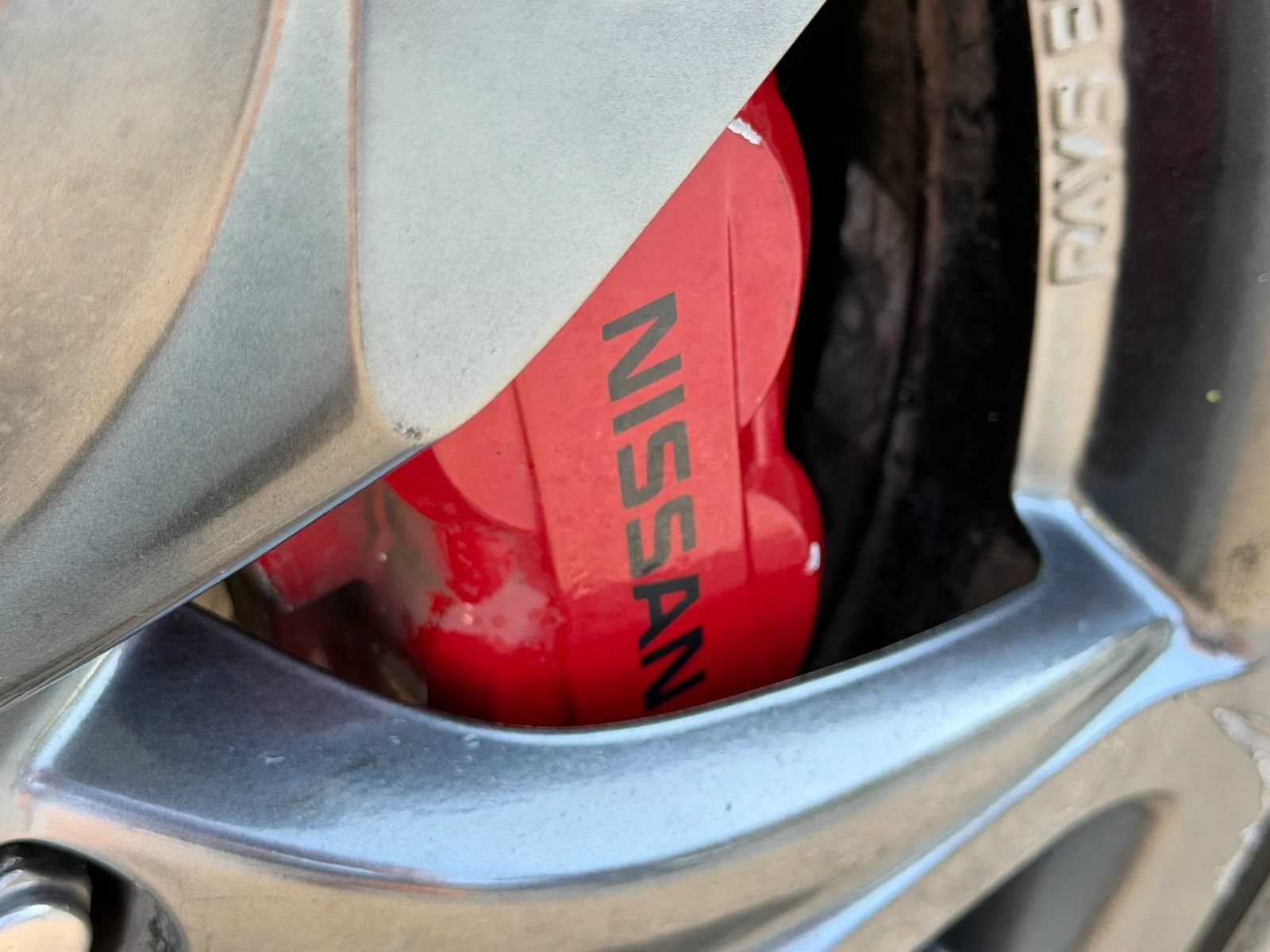 Used 2010 Nissan 370Z Touring w/ Sport Pkg RWD image 14