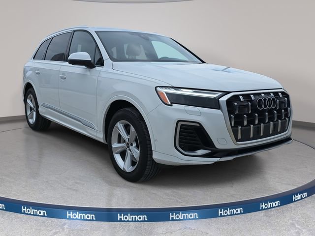 Used 2025 Audi Q7 3.0T Premium w/ Convenience Package image 4
