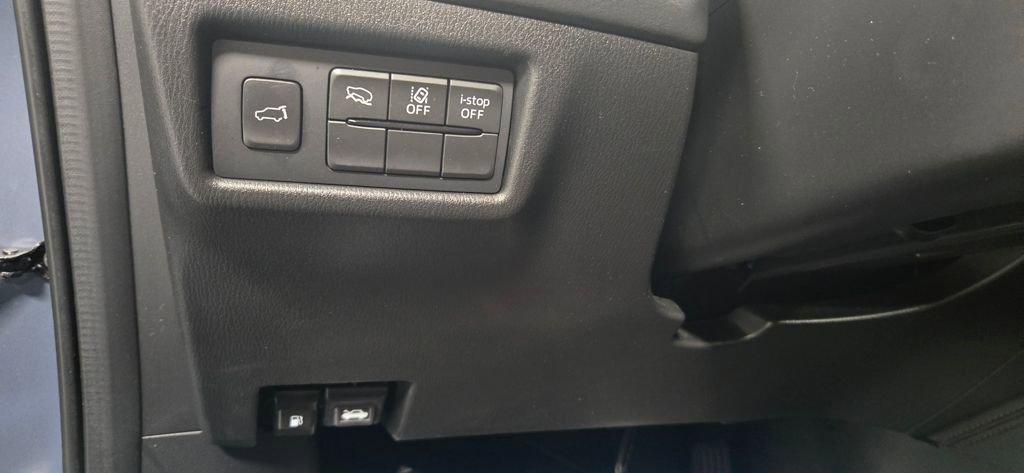 Used 2025 MAZDA CX-5 Carbon Edition image 15