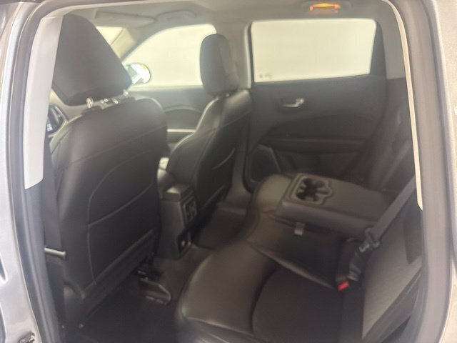 Used 2020 Jeep Compass Latitude FWD image 17