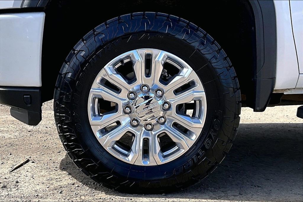 Used 2021 GMC Sierra 3500 Denali w/ Denali Ultimate Package image 11