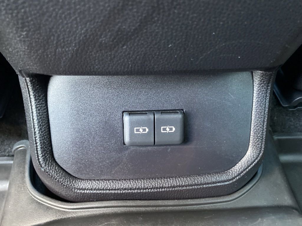 Used 2023 Toyota Highlander LE image 21