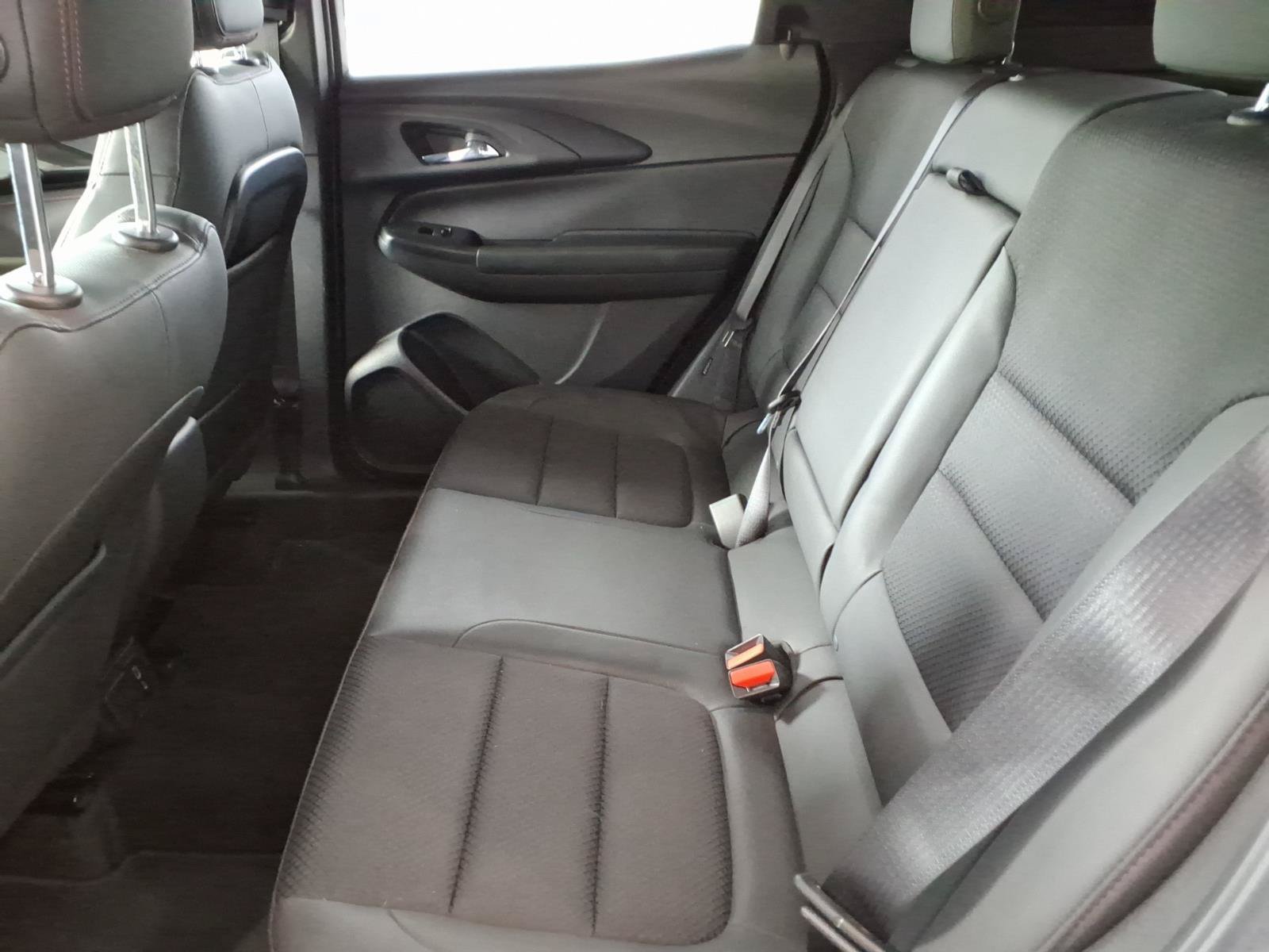 Used 2022 Chevrolet TrailBlazer RS w/ Technology Package AWD/4WD image 12