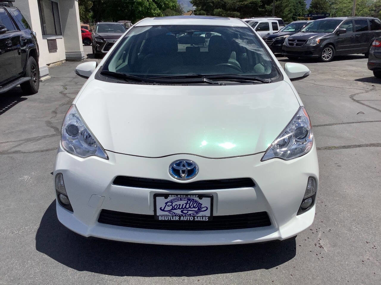 Used 2012 Toyota Prius C Four FWD image 5