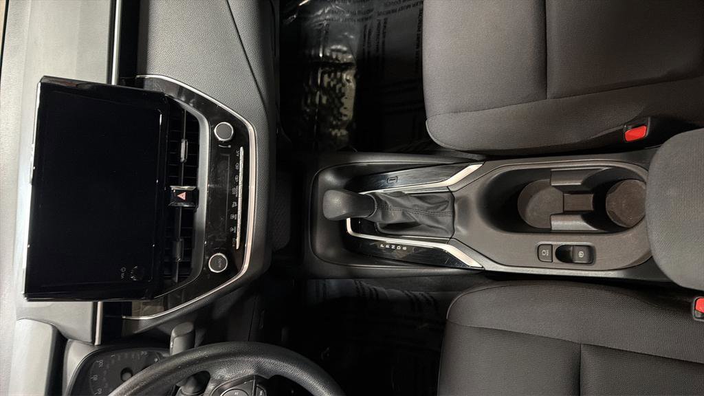 Used 2024 Toyota Corolla LE FWD image 19