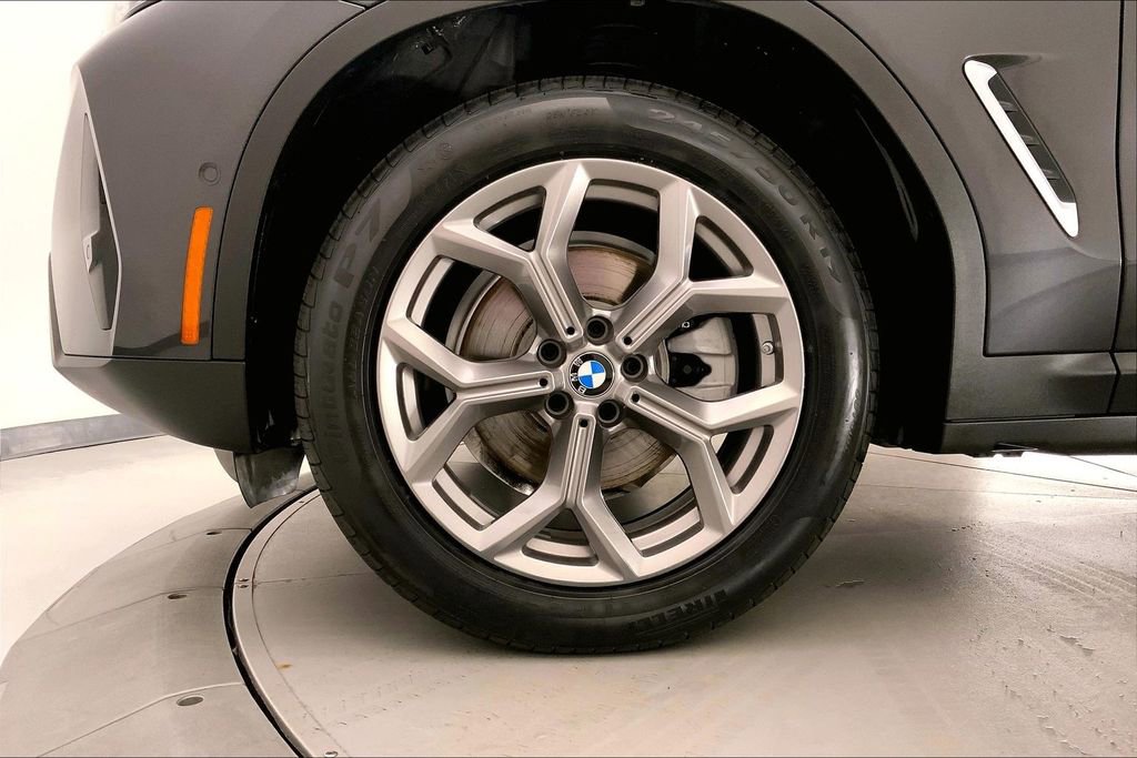 Certified 2024 BMW X3 xDrive30i w/ Premium Package image 8
