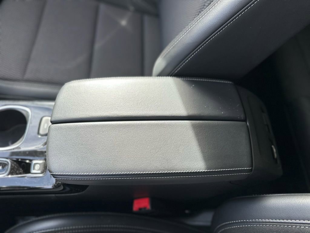 Used 2023 Buick Envision Preferred image 23