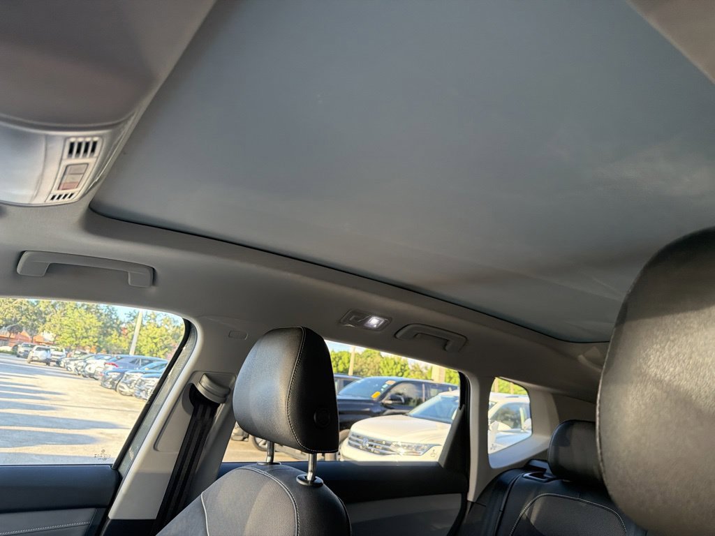 Used 2024 Volkswagen Taos SE FWD image 13