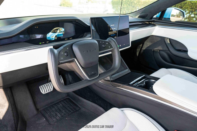 Used 2022 Tesla Model S Plaid image 31