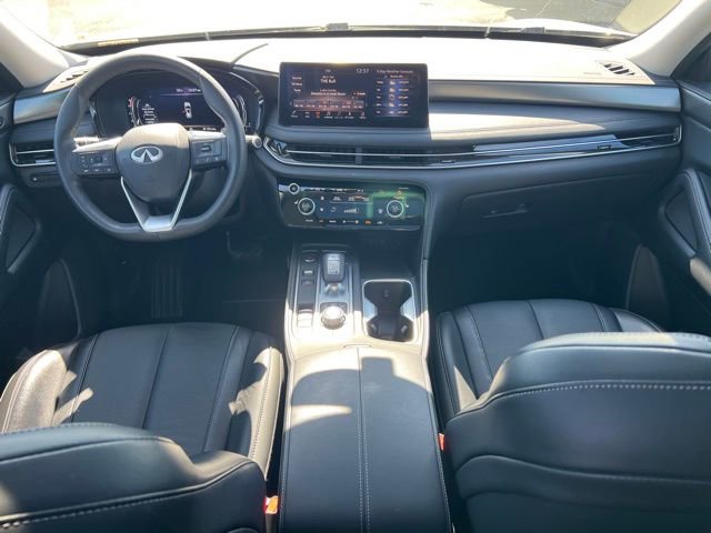 Used 2025 INFINITI QX60 Luxe AWD/4WD image 10