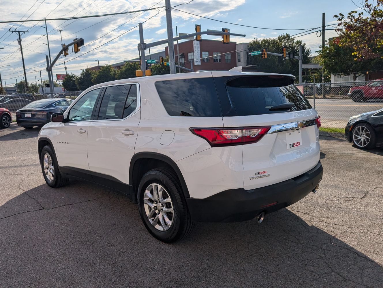 Used 2018 Chevrolet Traverse LS FWD image 8