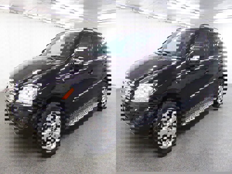 Used 2010 Mercedes-Benz ML 350 4MATIC image 2