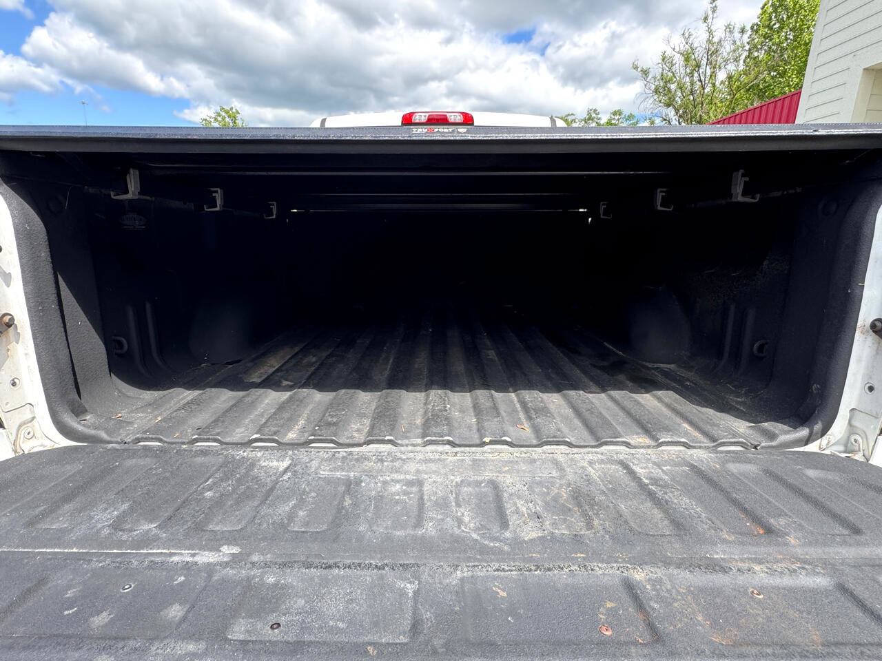 Used 2018 Chevrolet Silverado 1500 LT w/ All Star Edition image 15