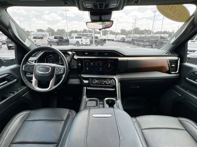 Used 2024 GMC Sierra 3500 Denali w/ Denali Reserve Package AWD/4WD image 25