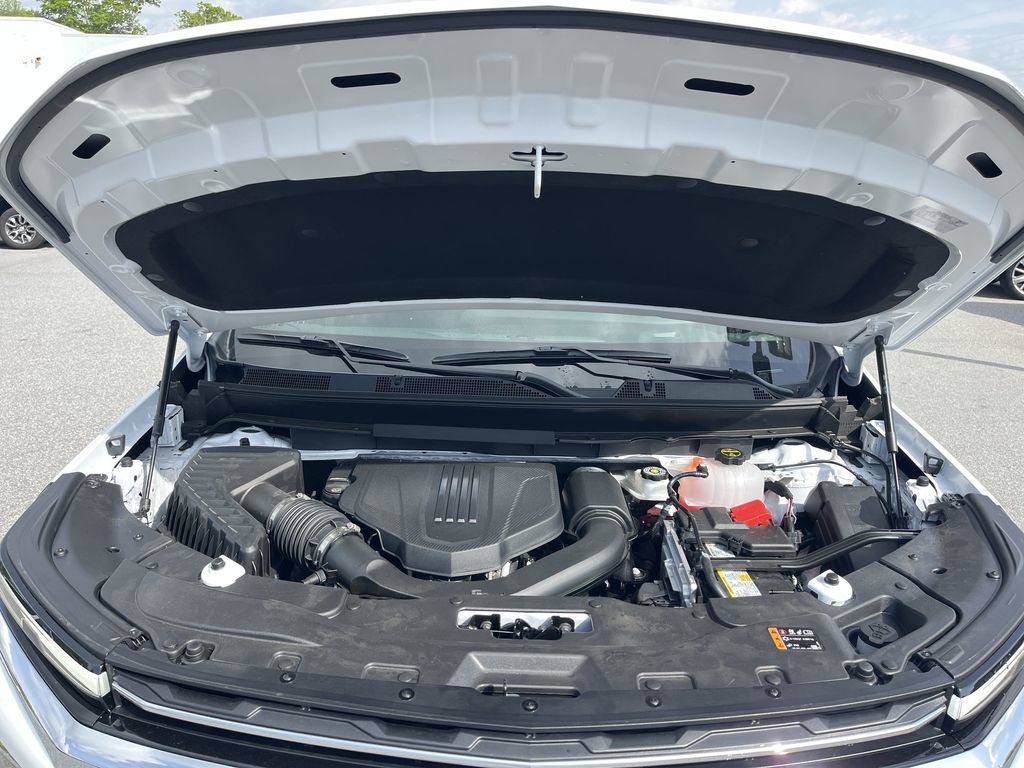 New 2025 Chevrolet Traverse LT image 31