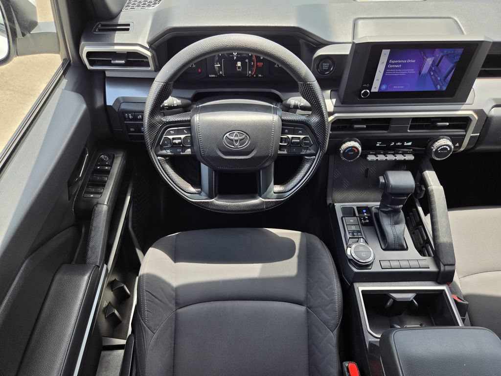 Used 2025 Toyota Tacoma SR5 AWD/4WD image 13