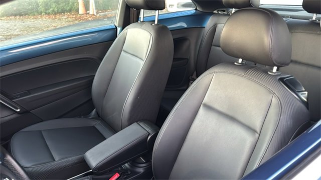 Used 2019 Volkswagen Beetle 2.0T SE image 21