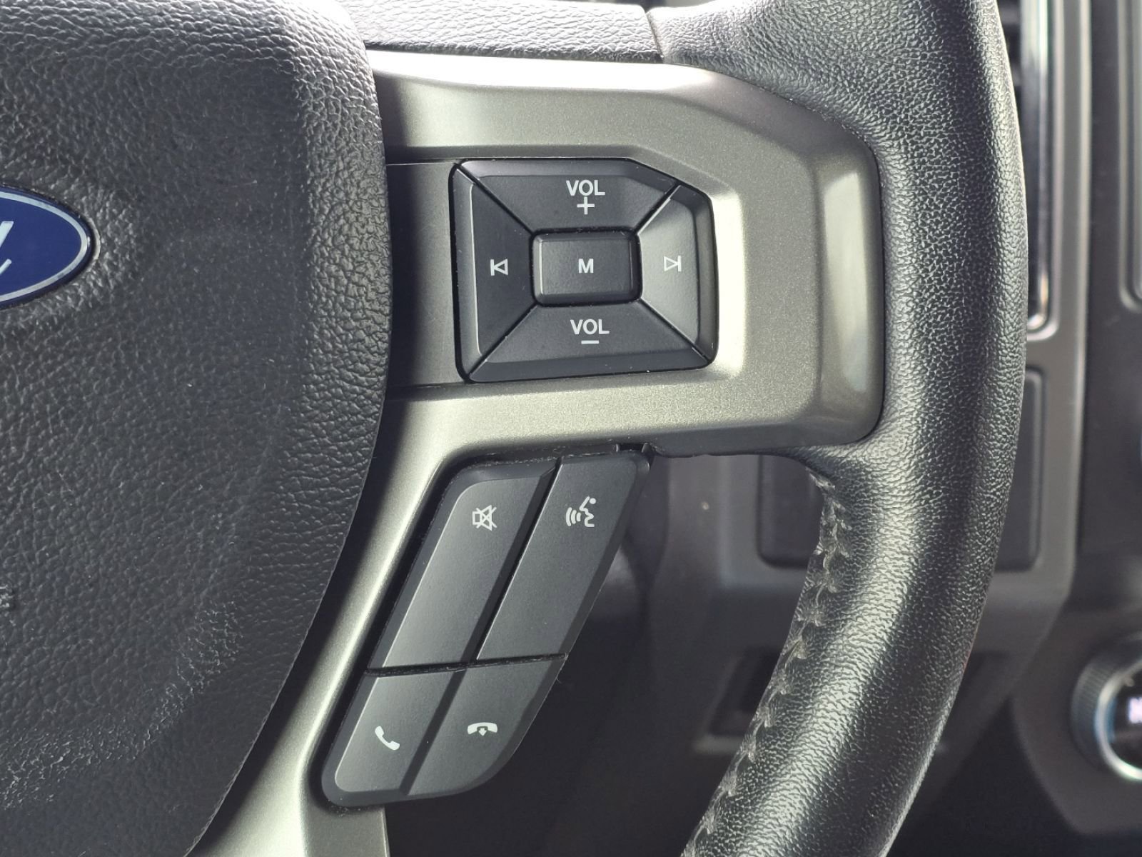 Used 2021 Ford Expedition XLT w/ Equipment Group 202A image 32