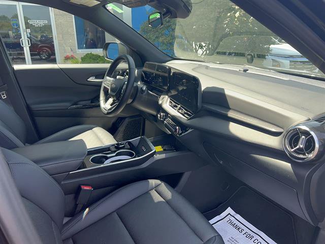 Used 2026 Chevrolet Equinox LT w/ Convenience Package II AWD/4WD image 12