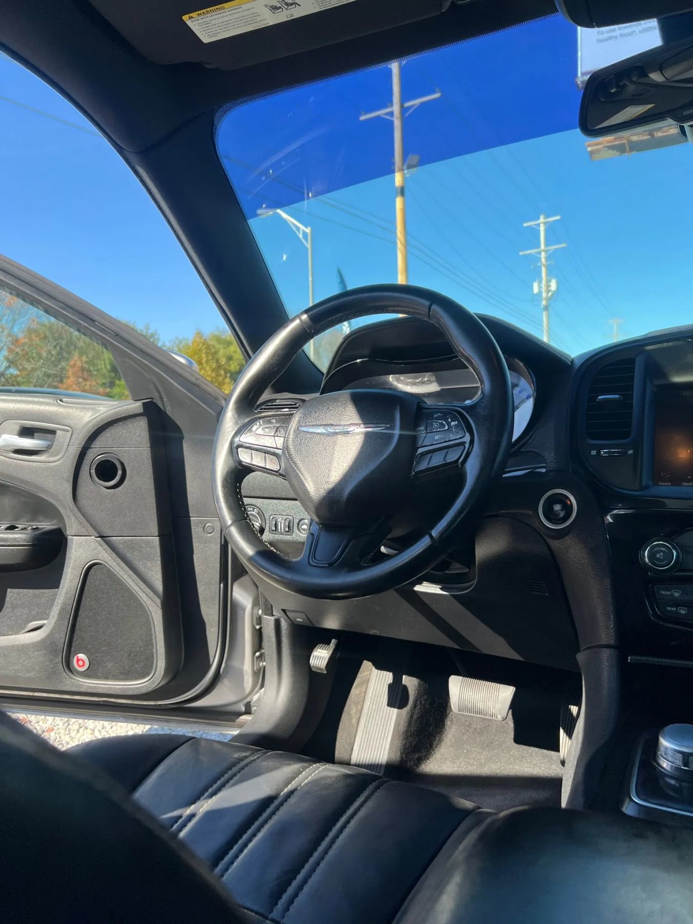 Used 2015 Chrysler 300 S image 10