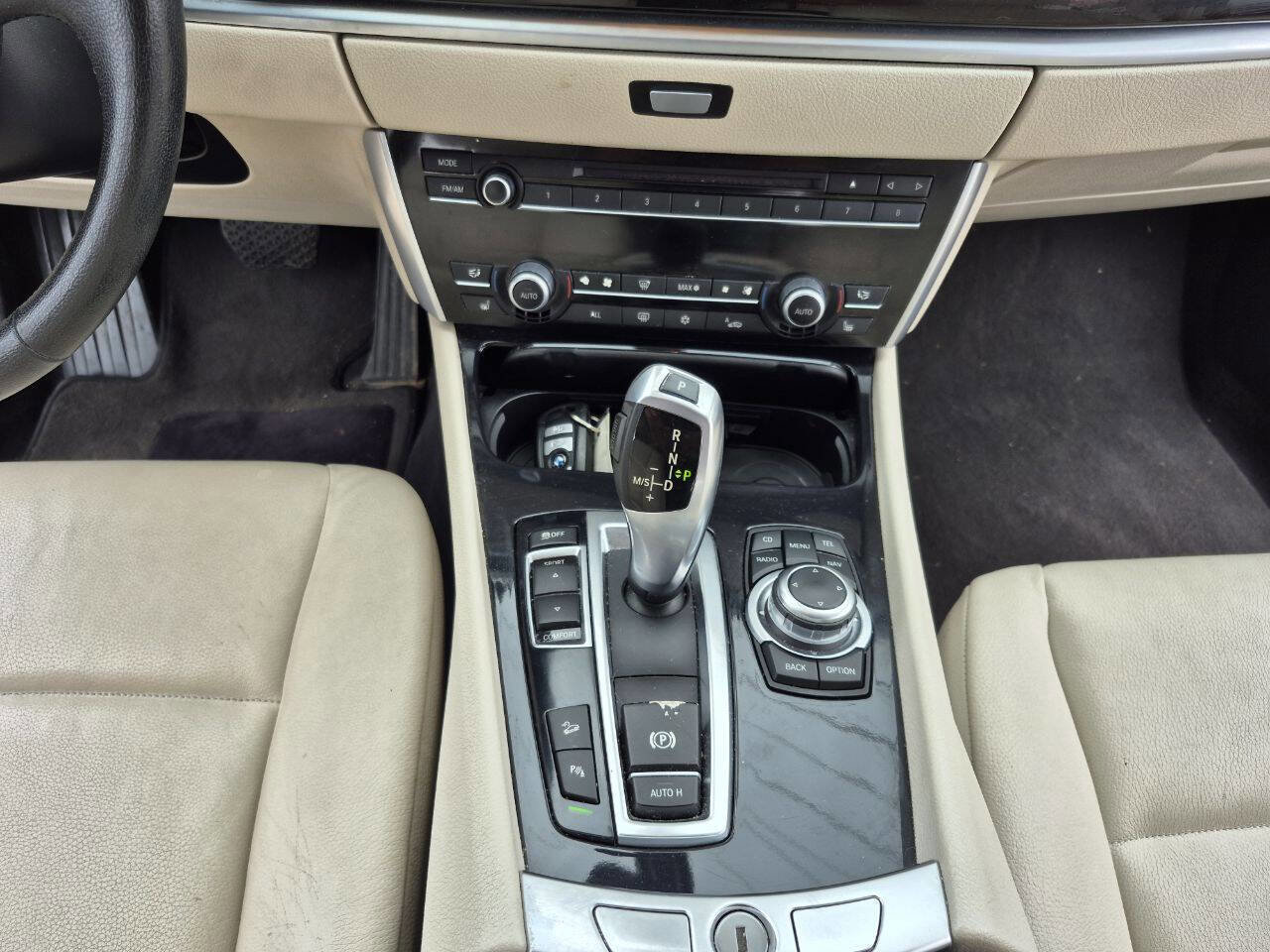 Used 2012 BMW 535i xDrive image 25