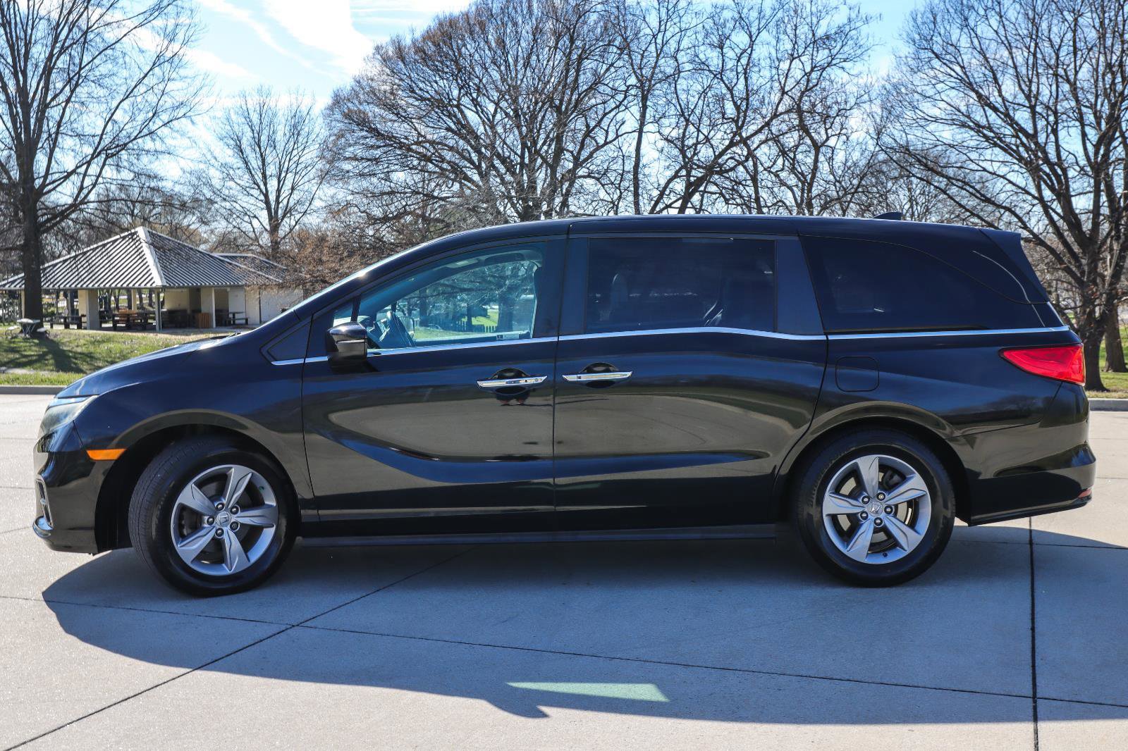 Used 2018 Honda Odyssey EX-L image 4