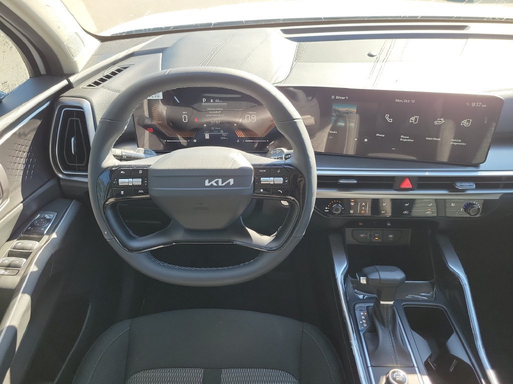 New 2026 Kia Sorento LX FWD image 16