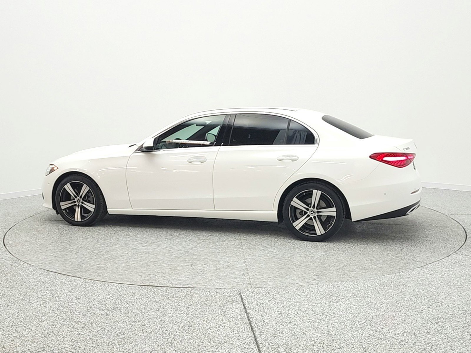 Used 2024 Mercedes-Benz C 300 Sedan image 8