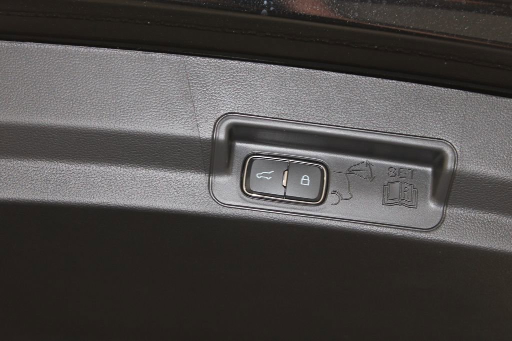 New 2026 Ford Explorer ST-Line AWD/4WD image 16